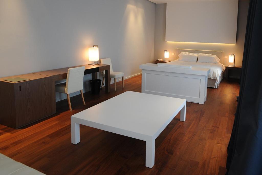 Cristina Park Hotel Montesarchio Bagian luar foto